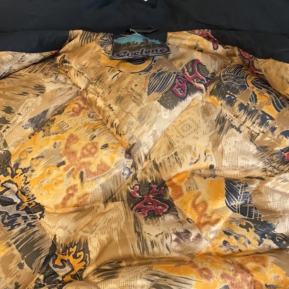 Cyclone Black Trench Puffer Jacket - Picture 12 of 12